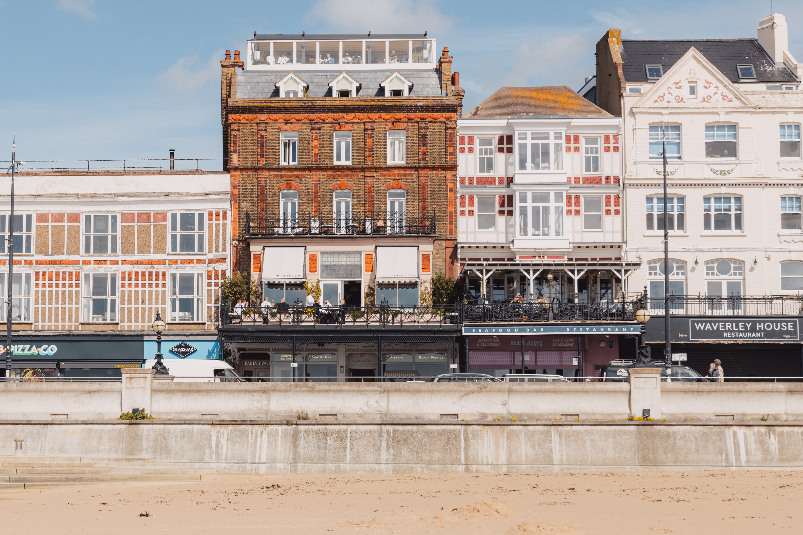 No.42 Exterior Shot