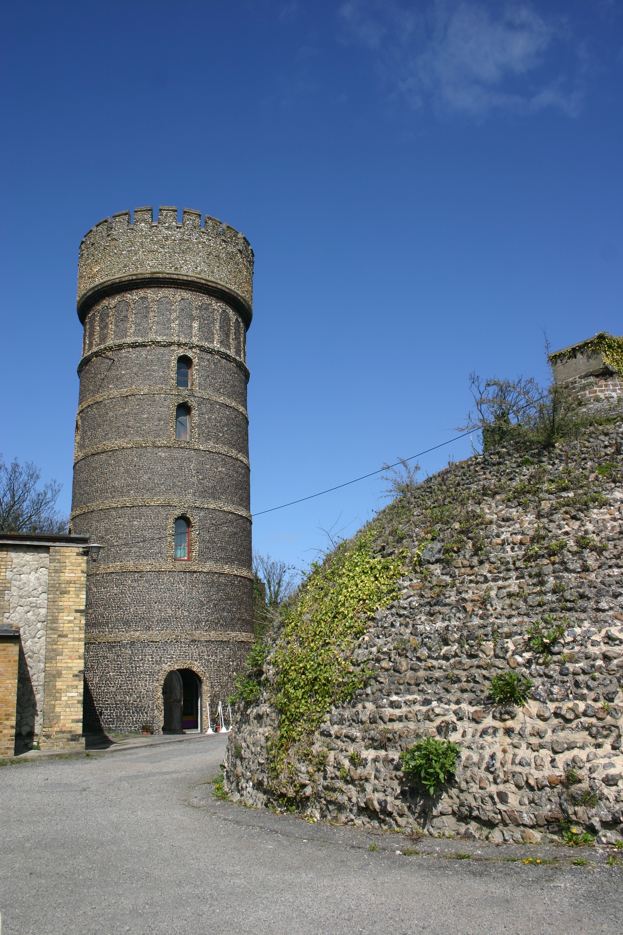 pmw_cramptontowermuseum_broadstairs-15apr2012-1---peter-wilson.jpg