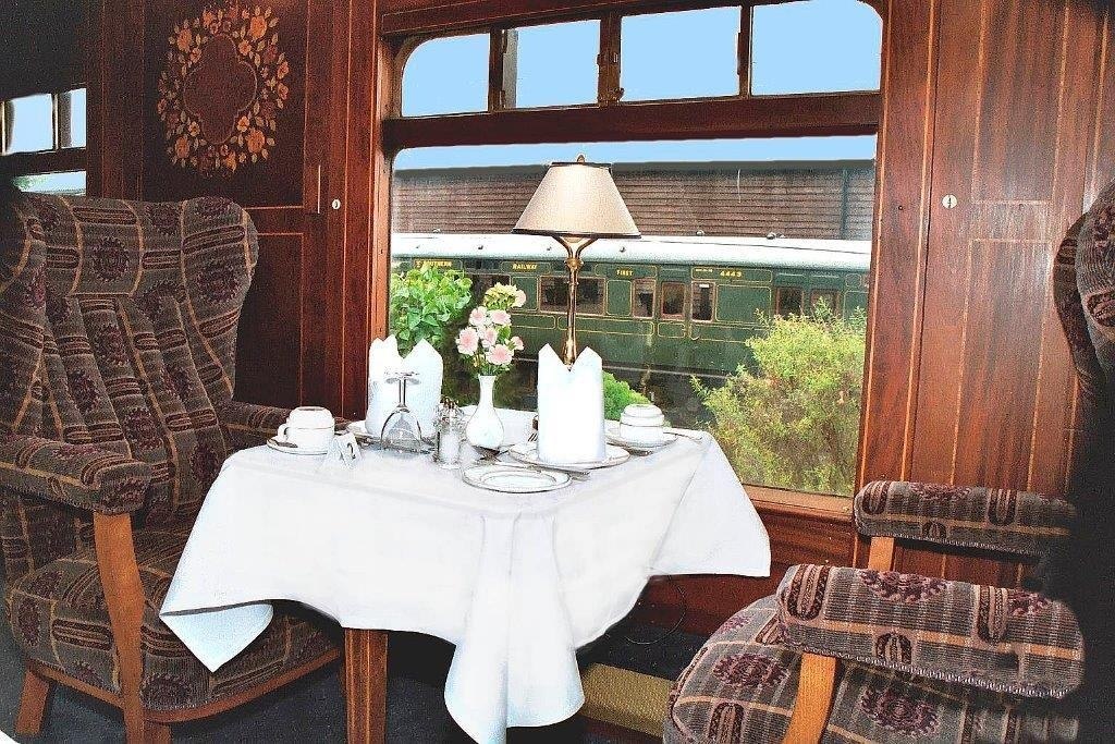 kesr---wealden-pullman-table-for-two.jpg