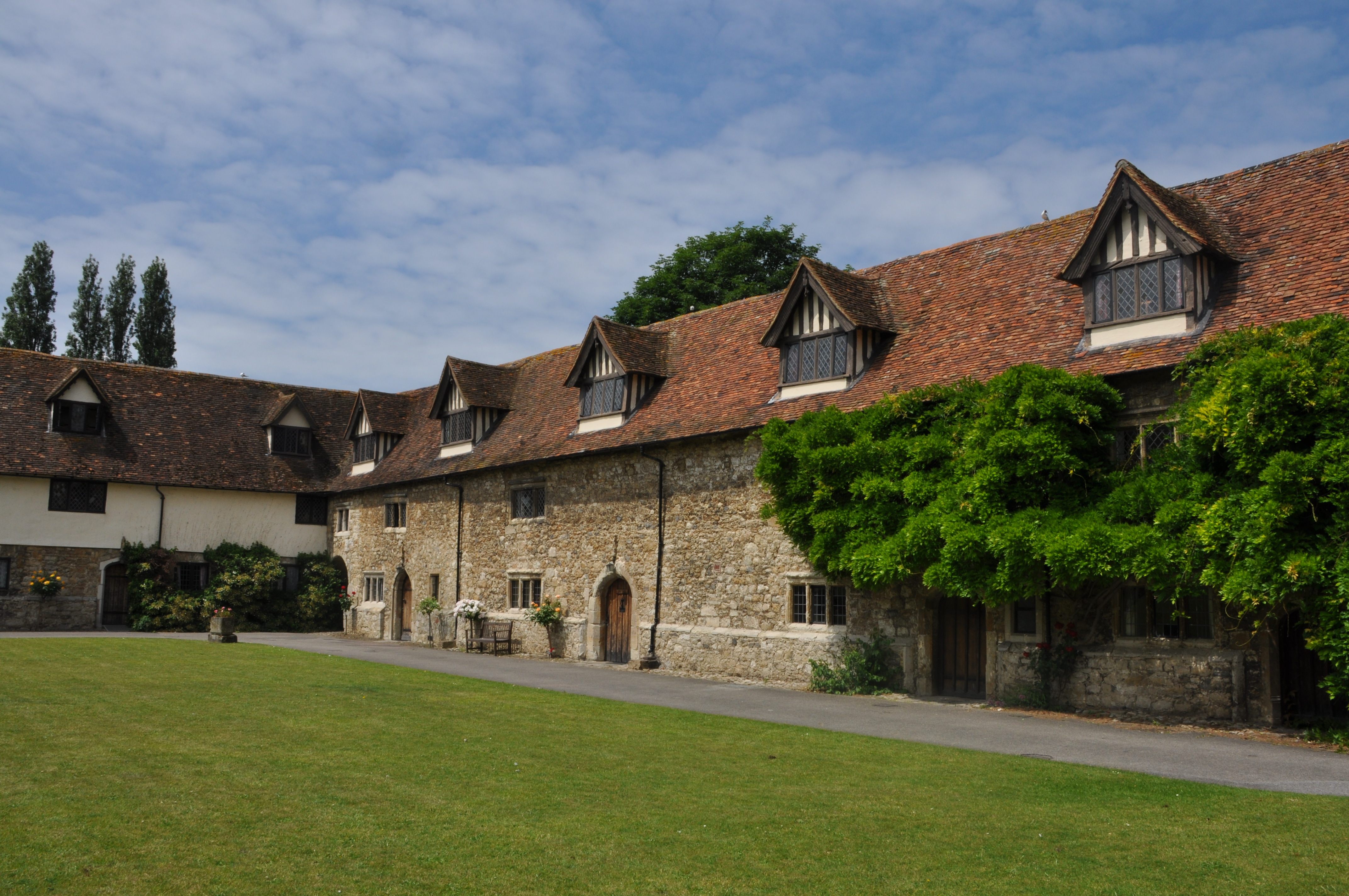 aylesford-priory-2.jpg
