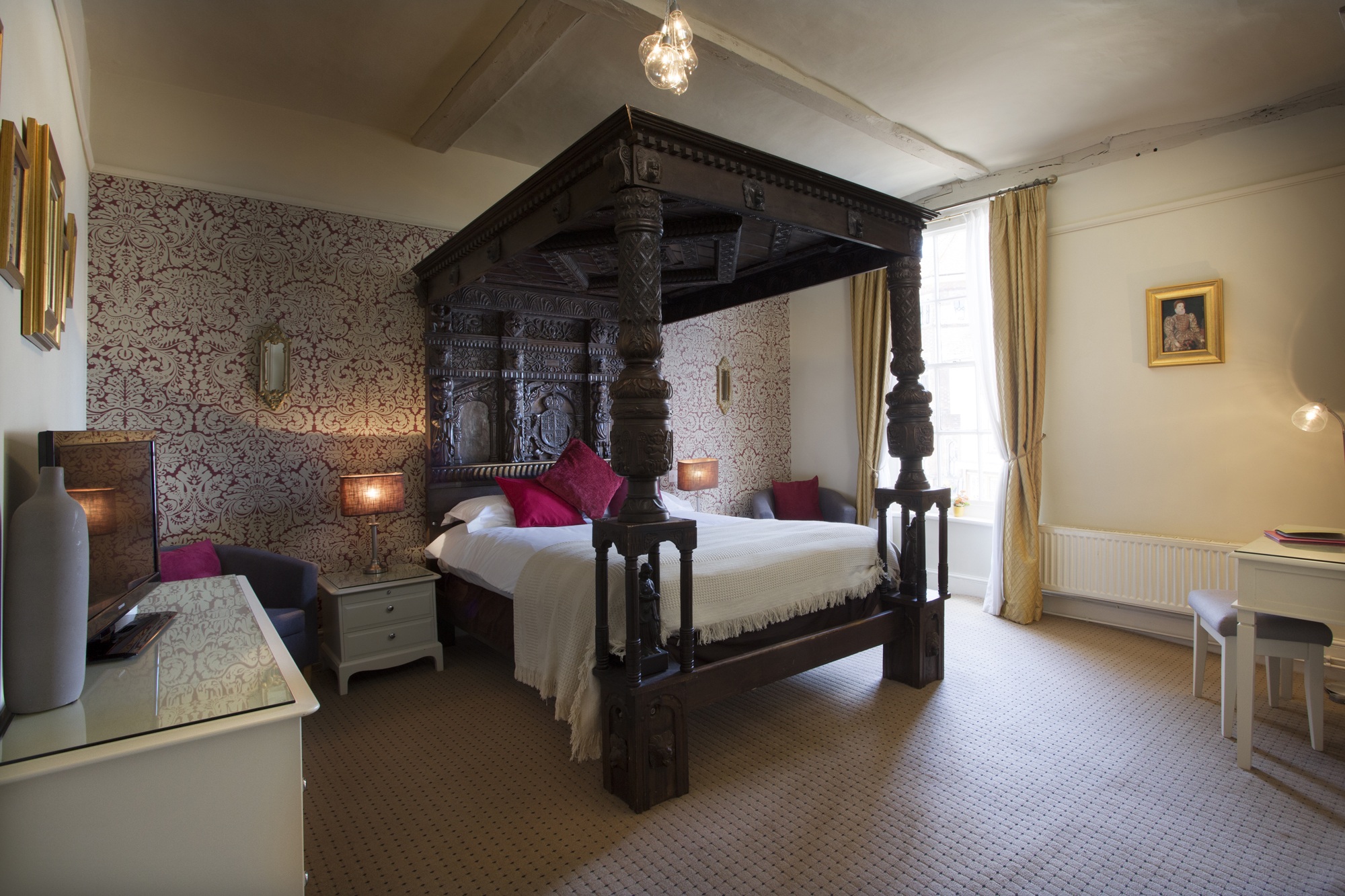 George Hotel, Cranbrook-Crimson (Feature).jpg
