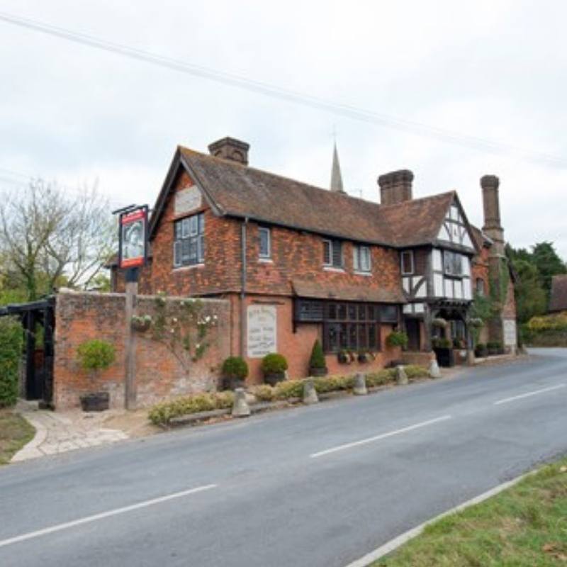 King Henry VIII pub, Edenbridge, Exterior