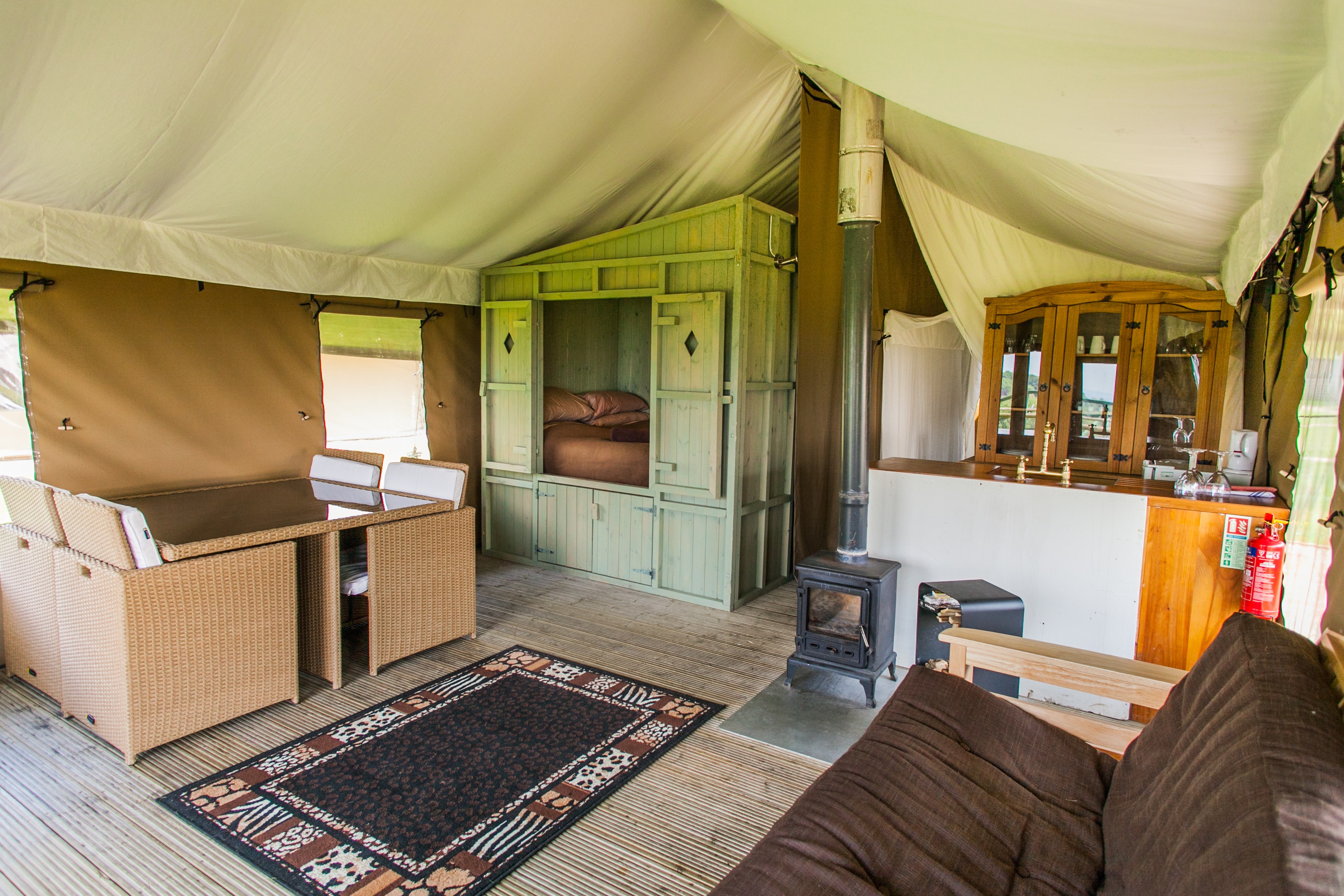 middle-image---bear-lodge-page-23.jpg