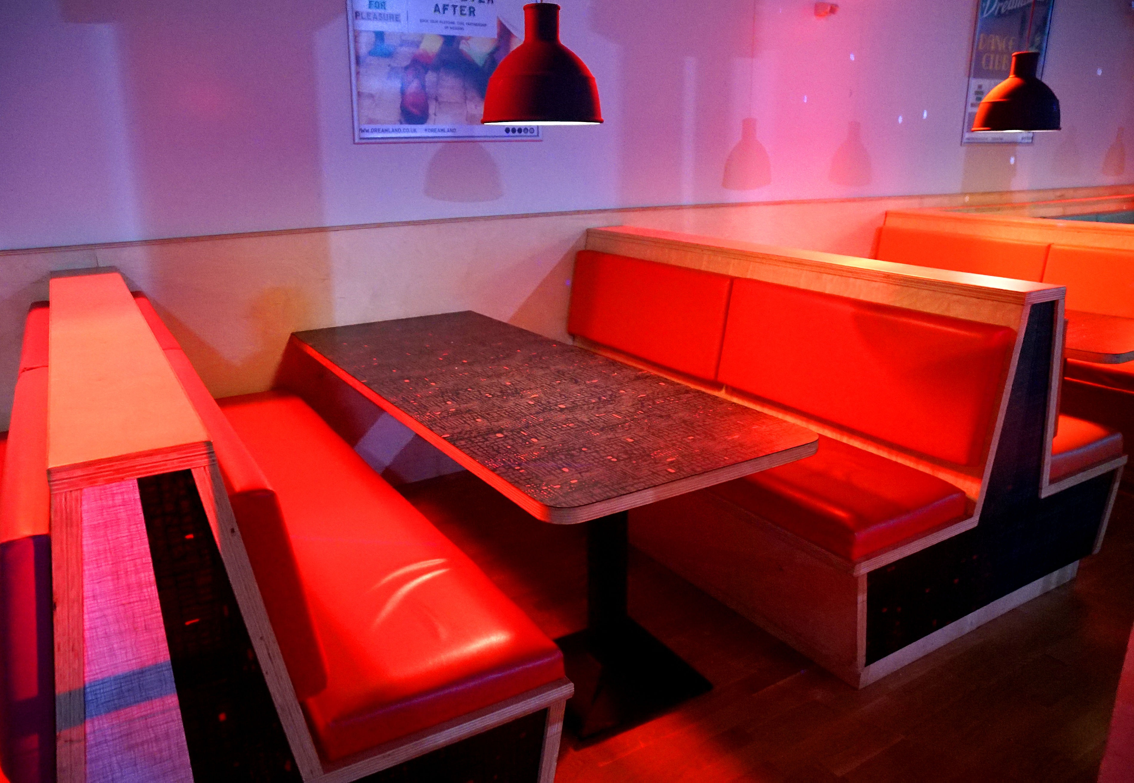 roller-room-booth-dm.jpg