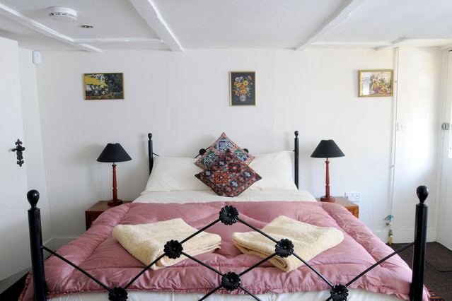 299-london-road-bedroom.jpg