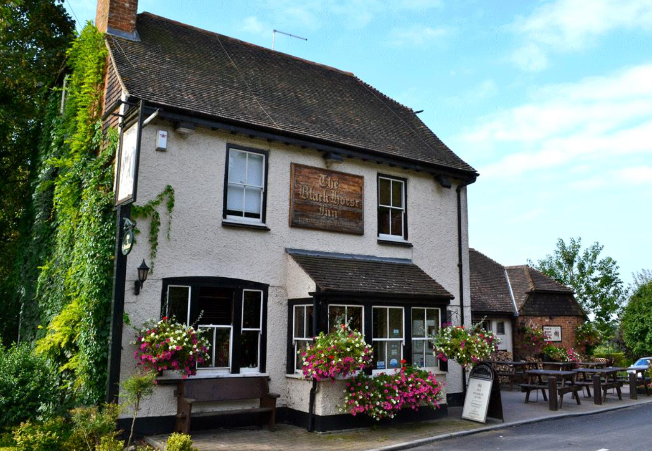 The Blackhorse Inn Exterior with flowers