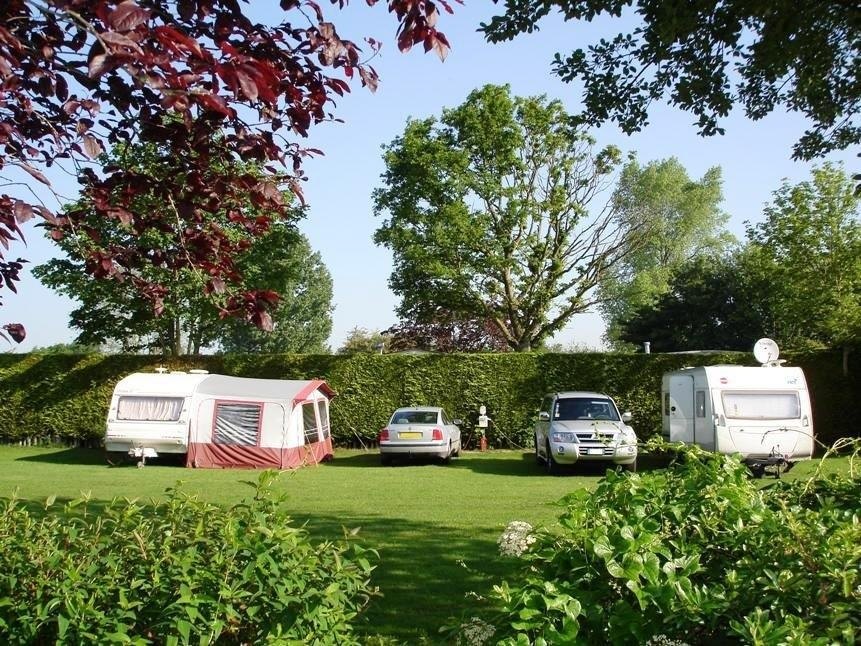 broadhembury-camping-caravanning.jpg (1)