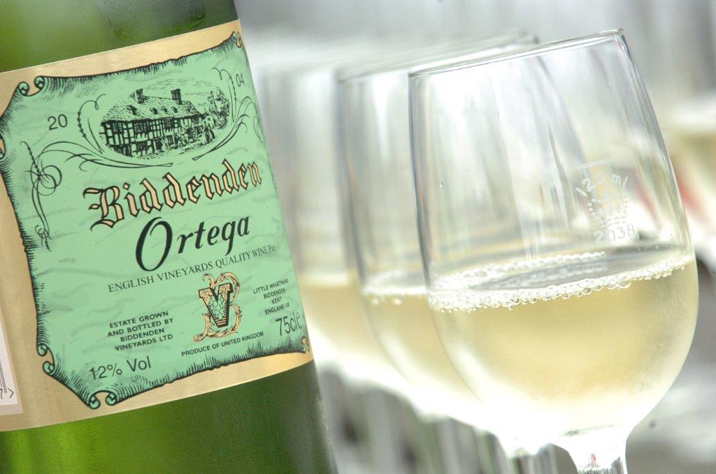 biddenden-ortega-glass.jpg