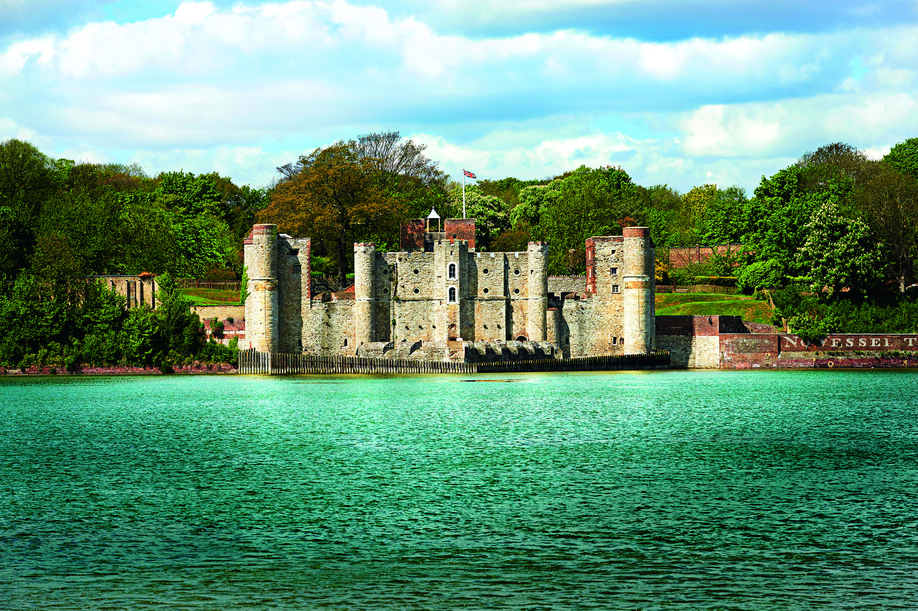 upnorcastle-kentcontemporary2017.jpg