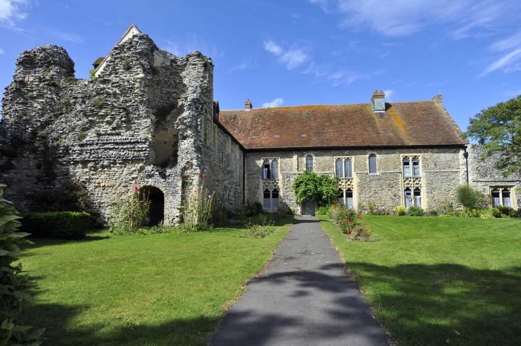 Minser Abbey 120804-tdc-pp-222.jpg