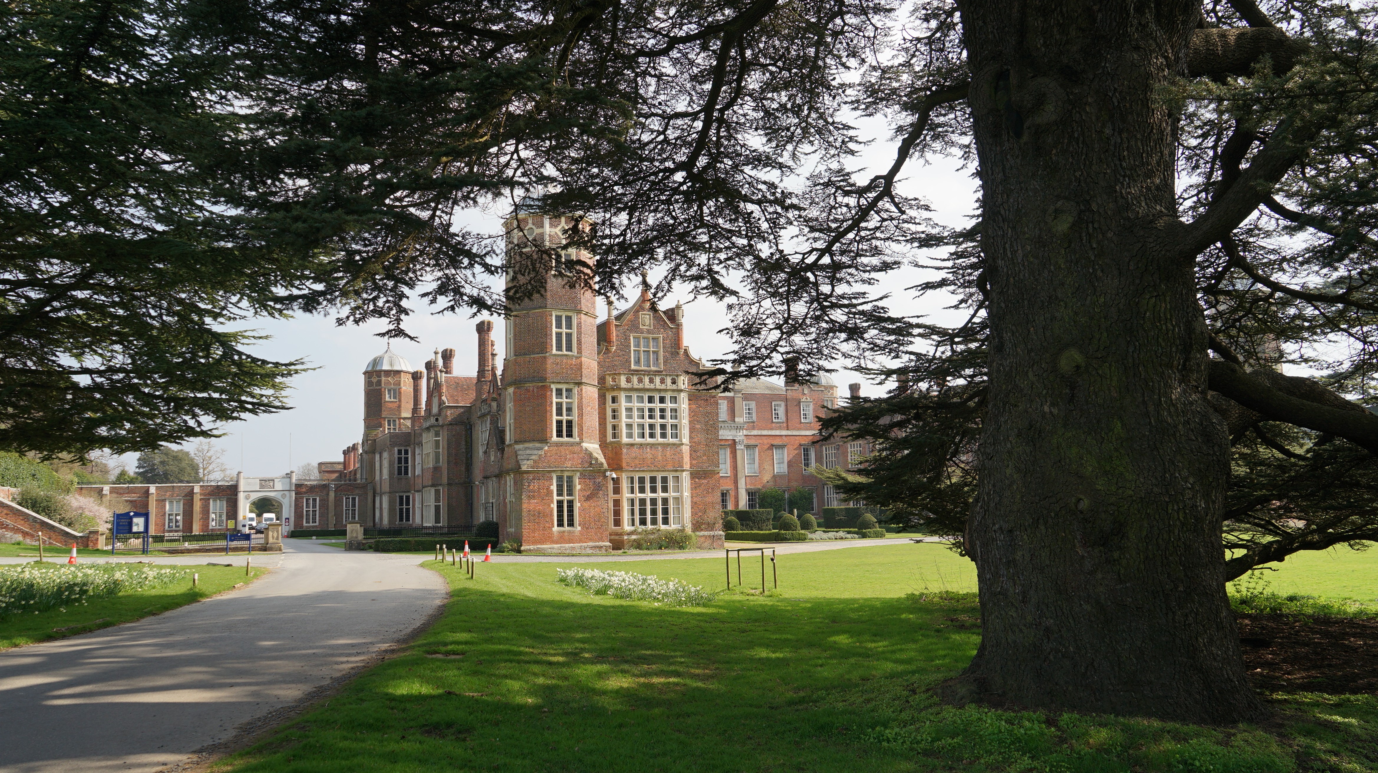 Cobhamhall 1