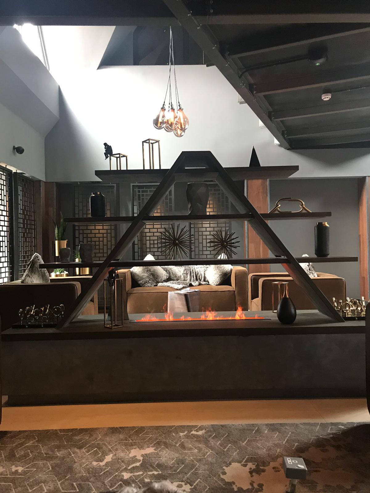 Cave Lounge 2